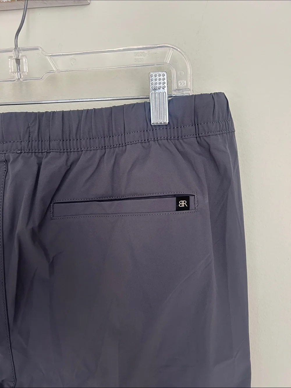 Banana Republic Men's Charcoal Elastic-Waist Jogger Pants